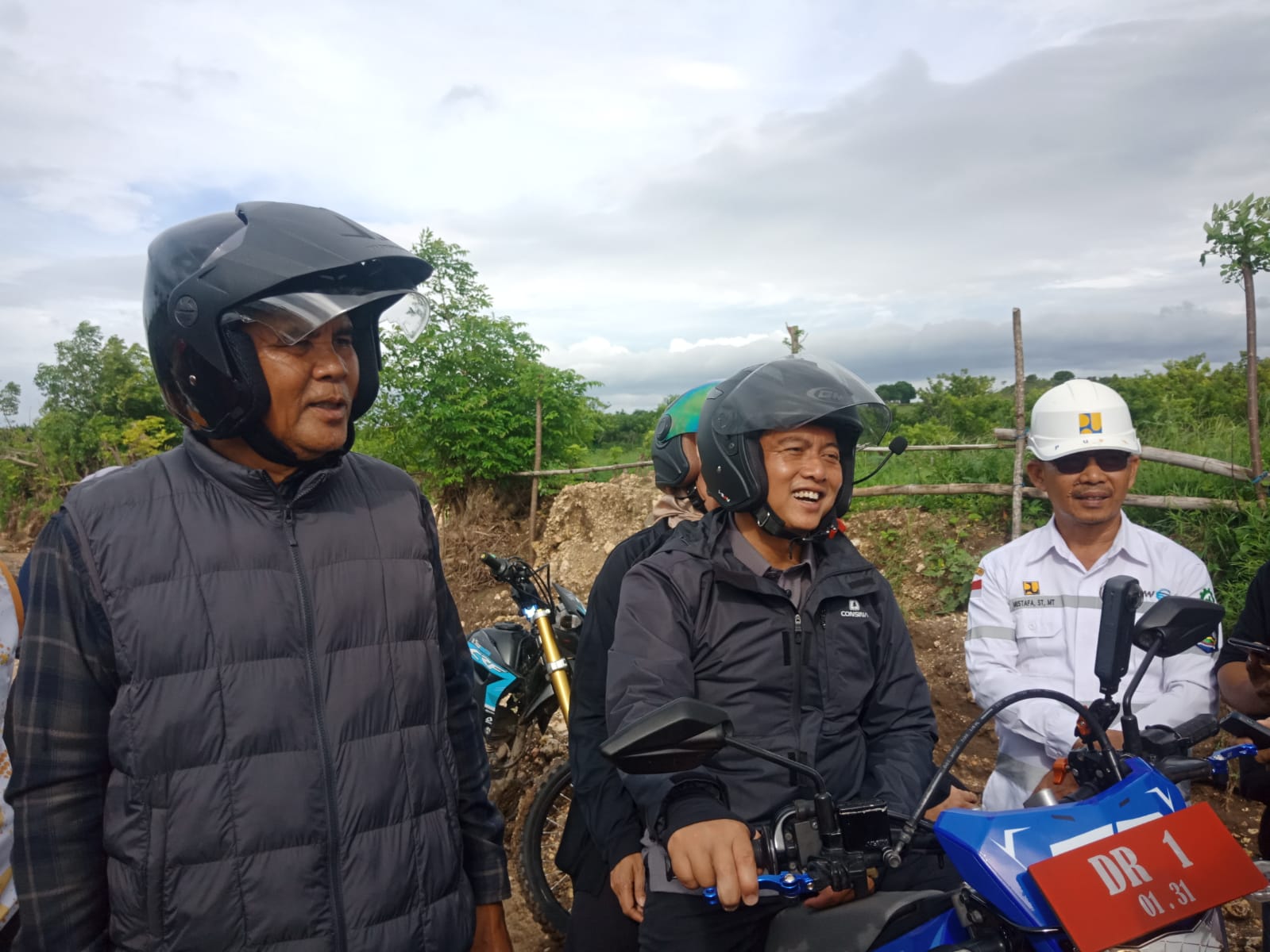 Provinsi NTB | Kunker ke Sumbawa, Gubernur NTB, Susuri Jalan Penghubung  Pakai Motor Trail